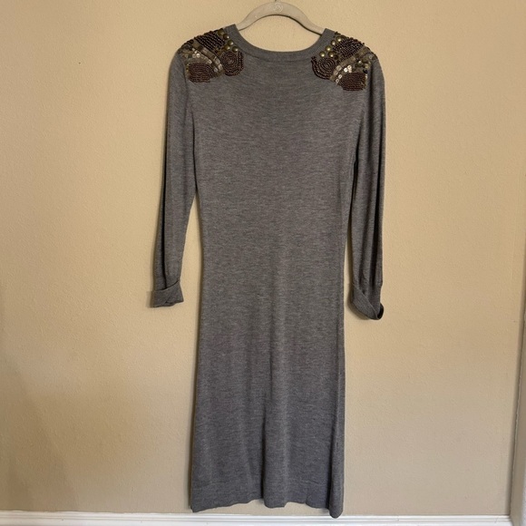 French Connection Gray Sweater Dress Beaded Shoulders Size 6 - Picture 2 of 15